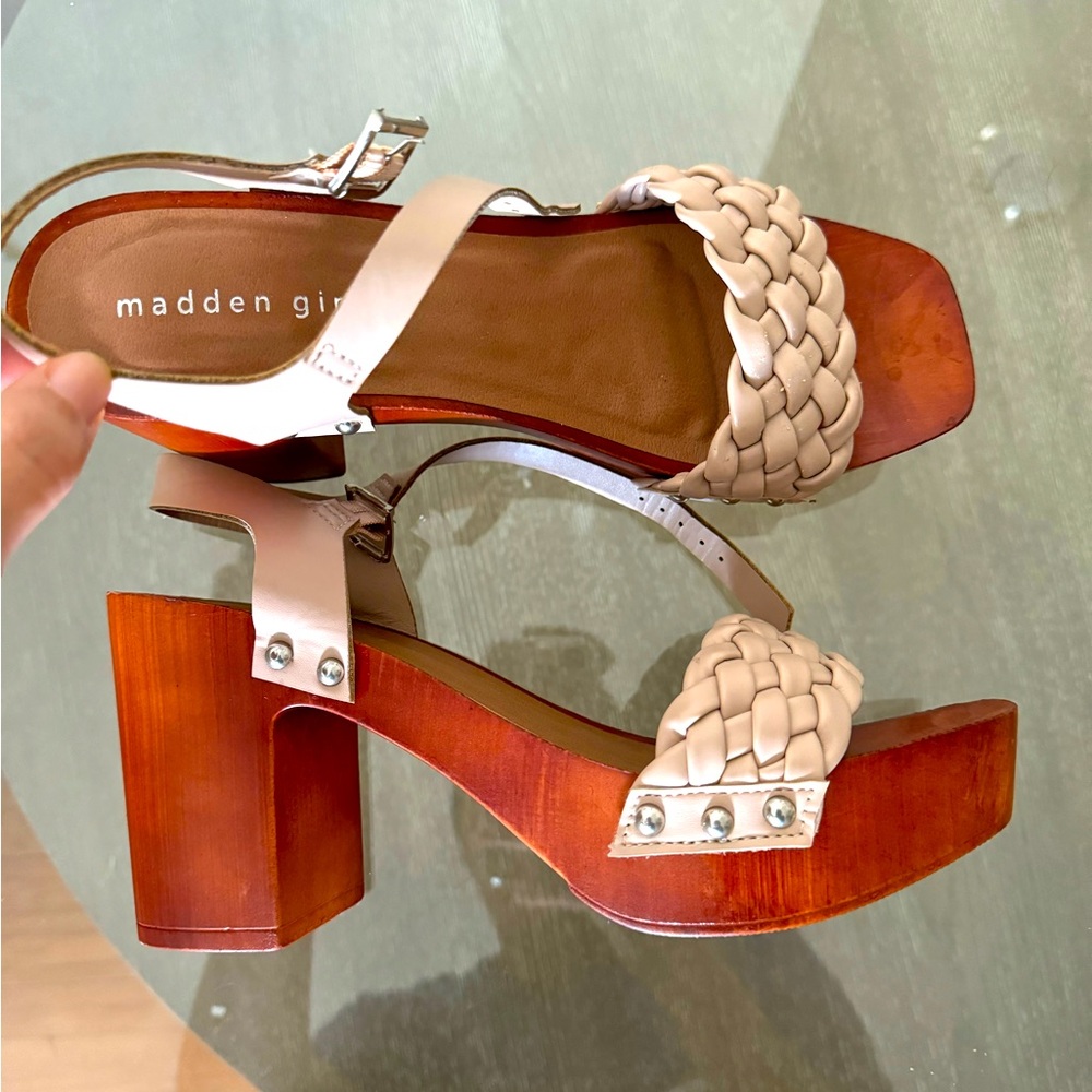 Madden Girl sandals in nude, go with every outfit! ✨